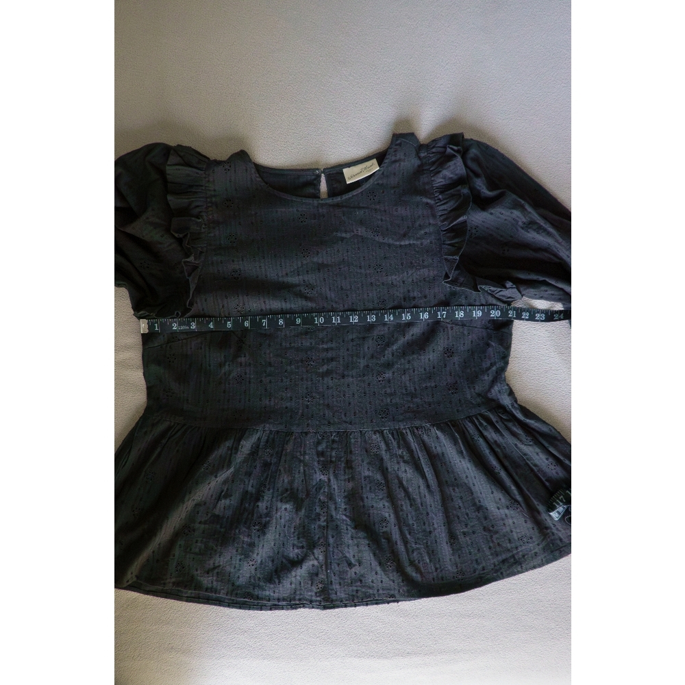 Universal Thread | Ruffle Eyelet Blouse - Picture 8 of 9